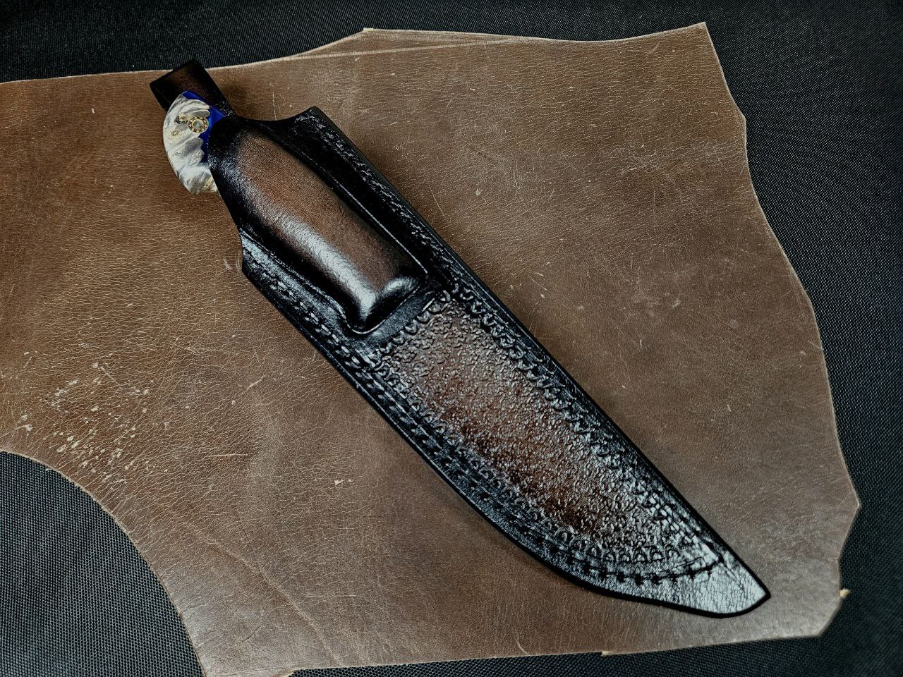Фото ножа Аляска из стали S390 — 267, сталь s390, притин мельхиор, композит: акрил+кап клена превью - 6