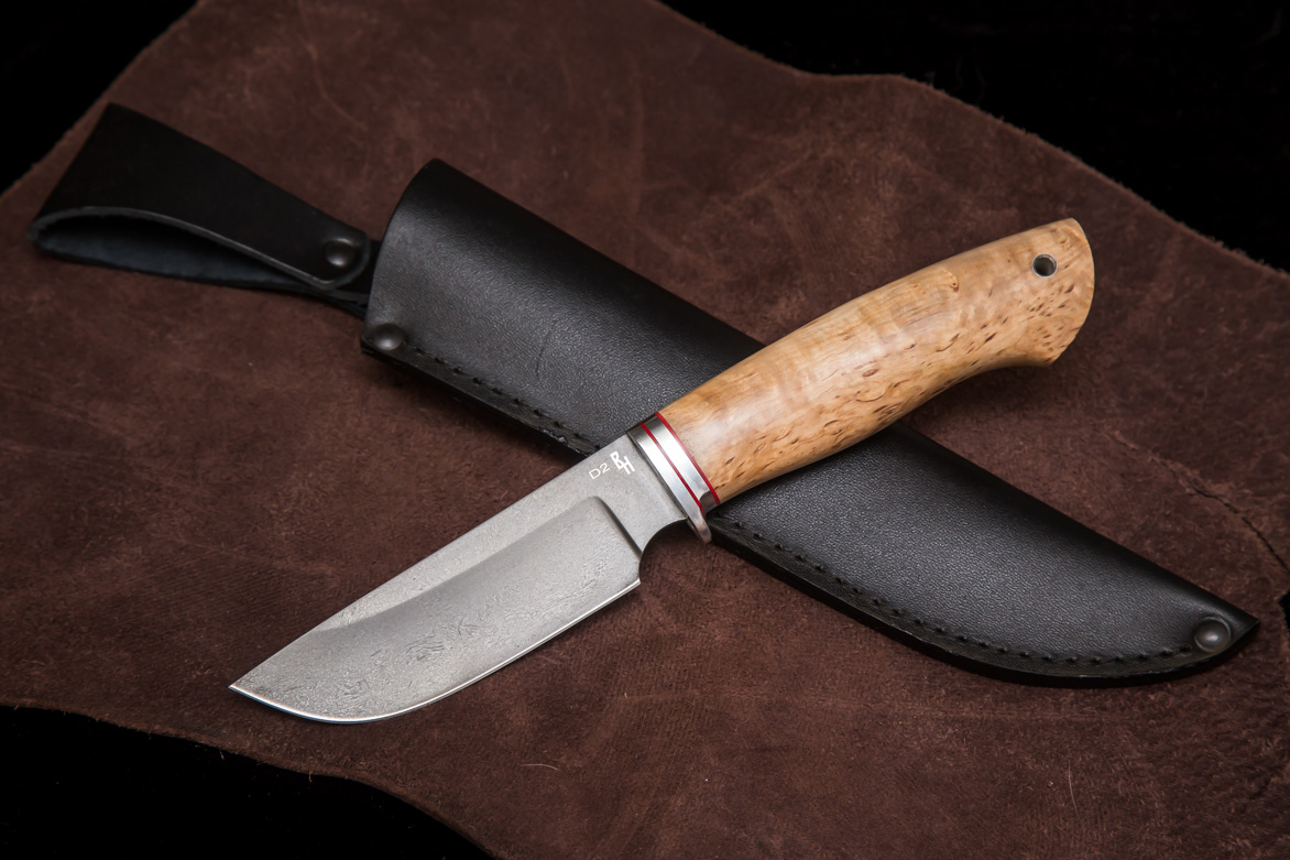 Фото ножа Охотник — 148, сталь d2, притин дюраль, стабилизированная карельская береза превью - 1