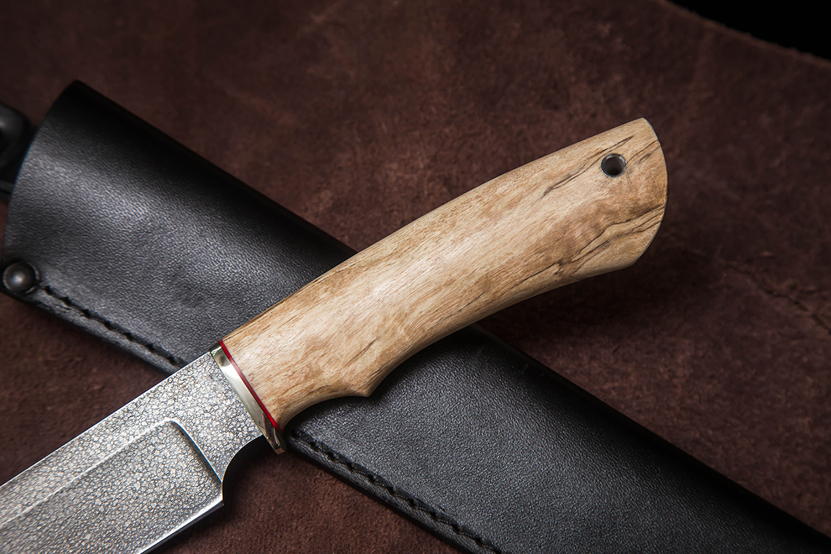 Фото ножа Охотник — 210, сталь хв5, притин мельхиор, стабилизированная карельская береза - 3